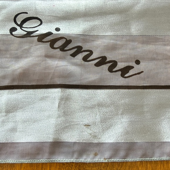 Large Versace wrap - Picture 7 of 9